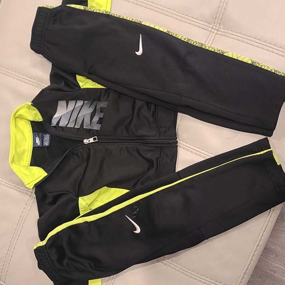 Nike boys outfit